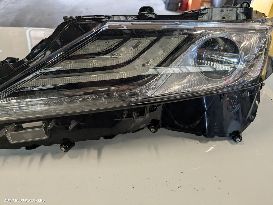 2017-2020 Toyota Camry Left Headlamp