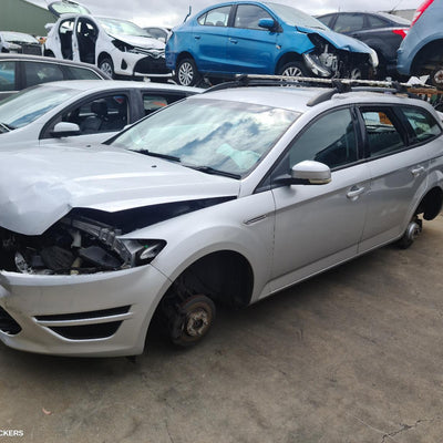 2010-2014 Ford Mondeo Right Taillight