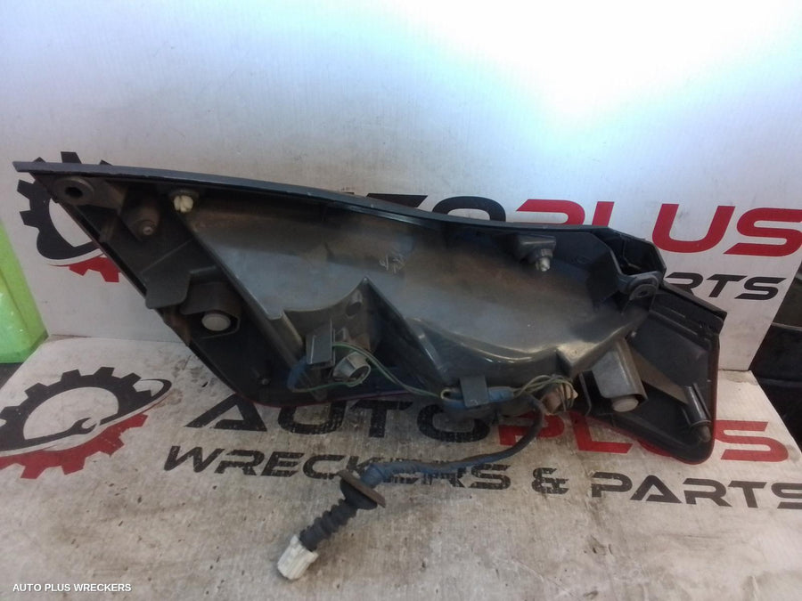 2005 Nissan Murano Left Taillight