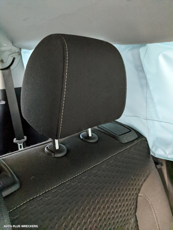 2020 Holden Acadia Headrest