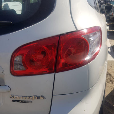 2005-2009 Hyundai Santa Fe Grille