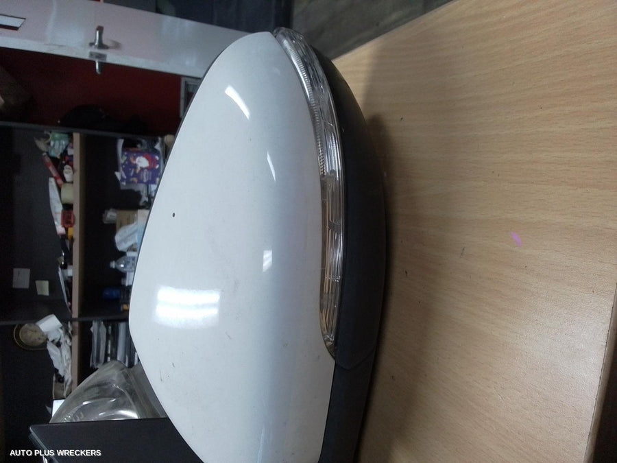 2012 Volkswagen Golf Left Door Mirror