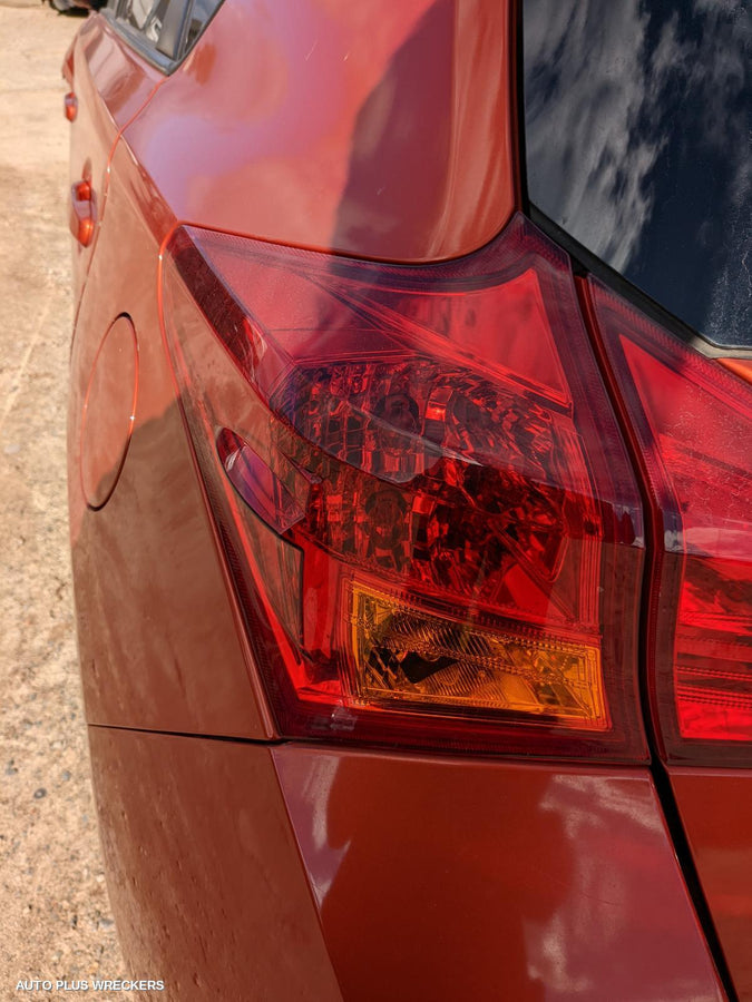 2013 Toyota Corolla Right Taillight