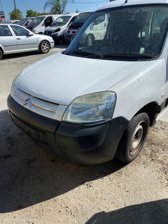 2003-2010 Citroen Berlingo Left Door Mirror