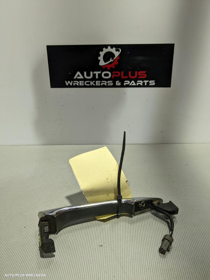 2011 Hyundai I45 Door Handle