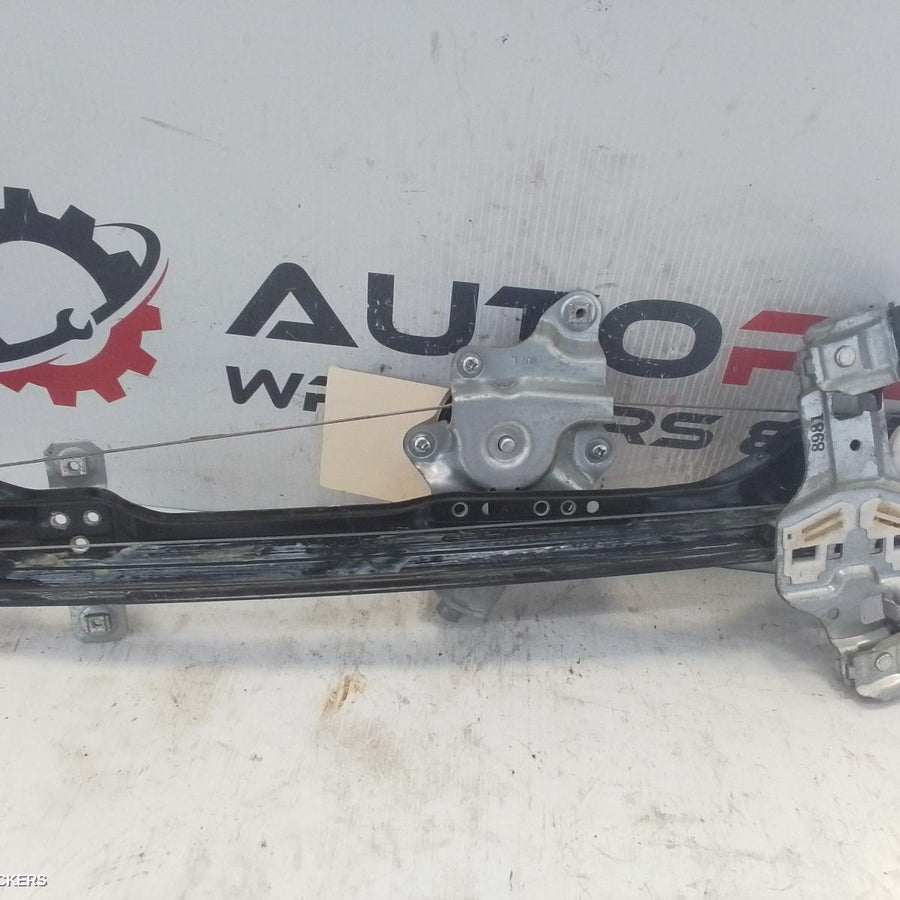 2013-2020 Holden Trax Left Front Window Reg Motor
