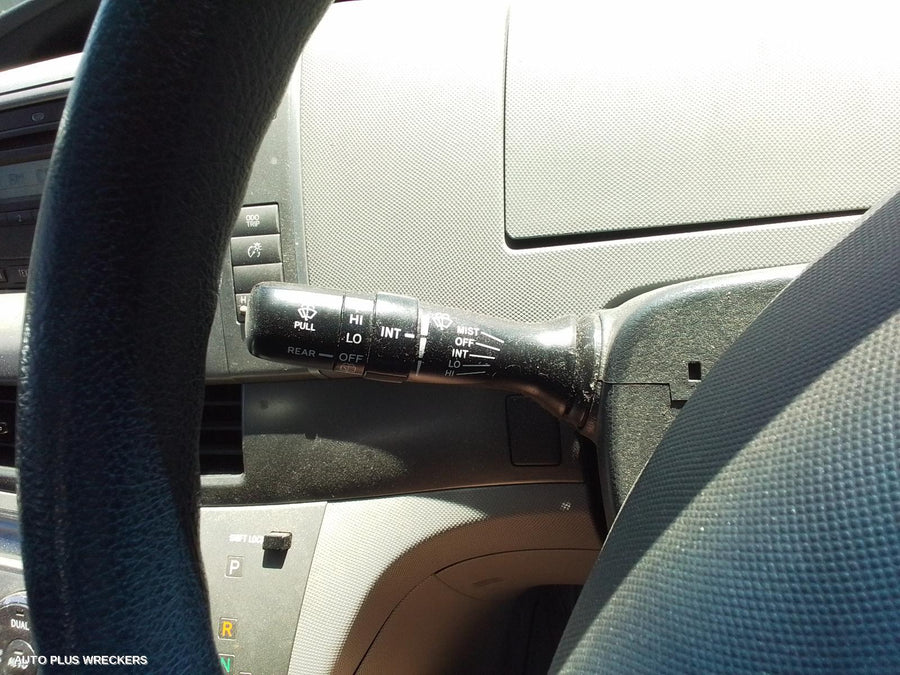 2007 Toyota Tarago Left Door Mirror