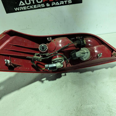 2007-2008 Ford Focus Right Taillight