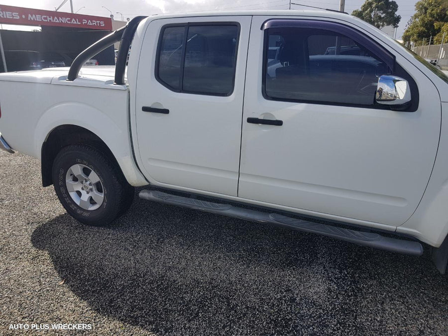 2006 Nissan Navara Right Door Mirror