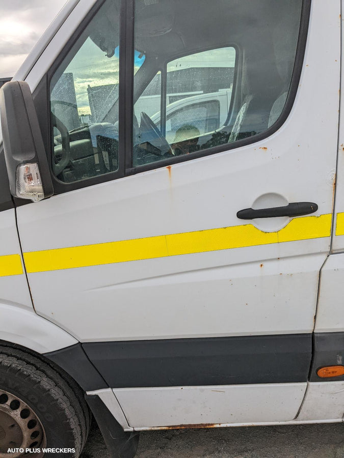 2011 Mercedes Sprinter Sunvisor