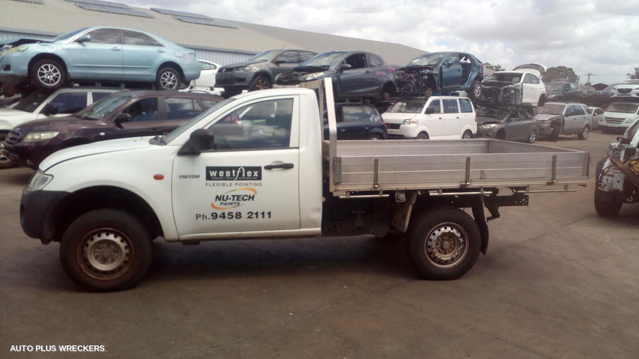 2007-2015 Mitsubishi Triton A C Condenser