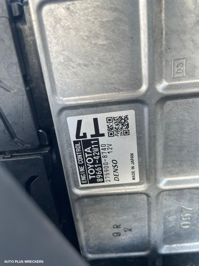 2014 Toyota Rav4 Owners Handbook