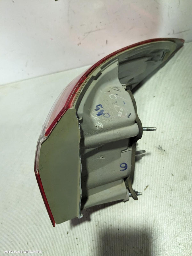 2013-2016 Toyota Corolla Left Taillight