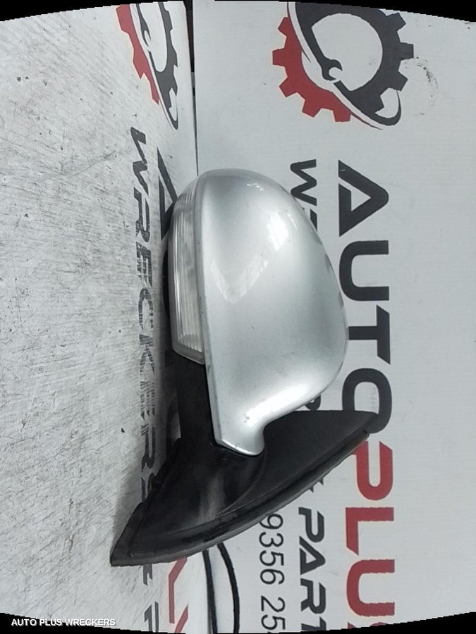 2006-2011 Volkswagen Jetta Right Door Mirror