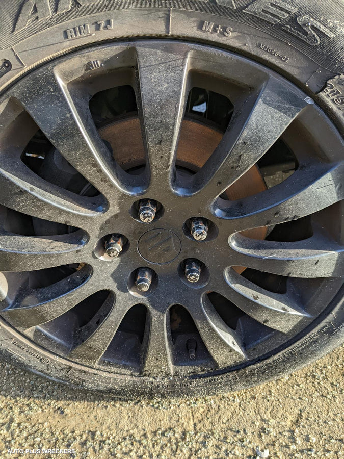 2010 Suzuki Kizashi Left Taillight