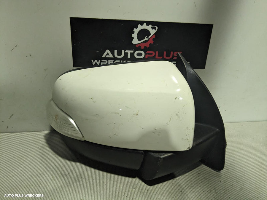 2018-2022 Ford Everest Right Door Mirror