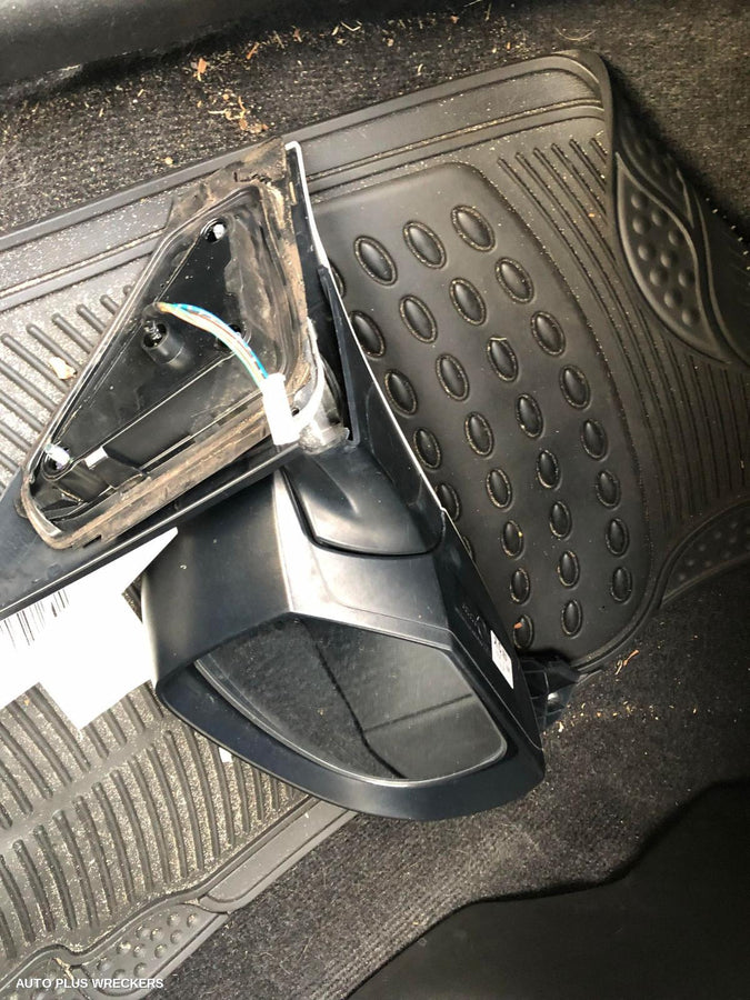 2014 Suzuki Swift Left Rear 1 4 Door Glass