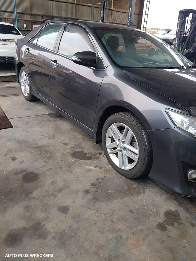 2011 Toyota Camry Radiator Support