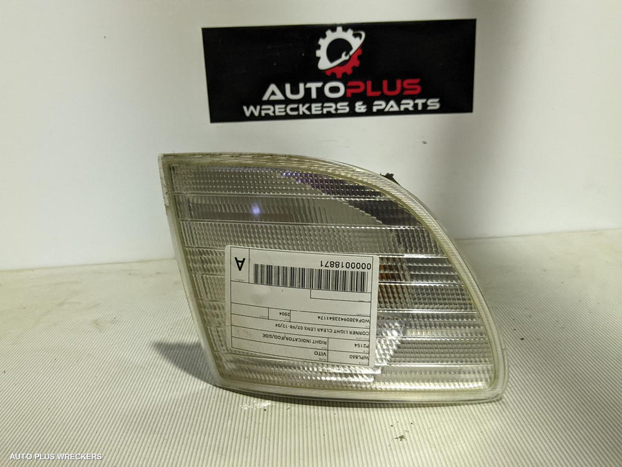 2004 Mercedes Vito Right Indicator Fog Side