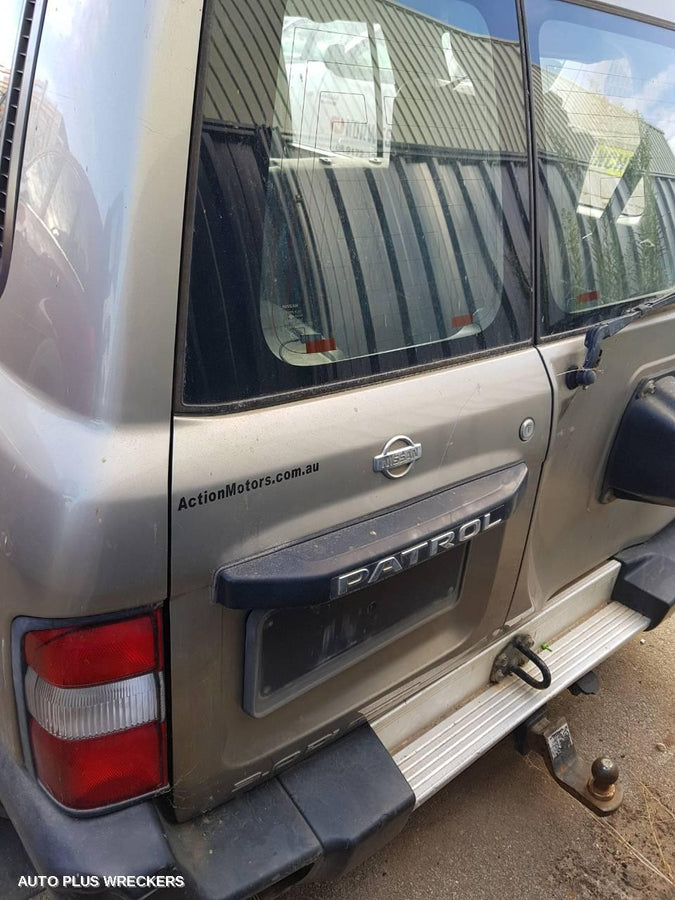 2000 Nissan Patrol A C Condenser