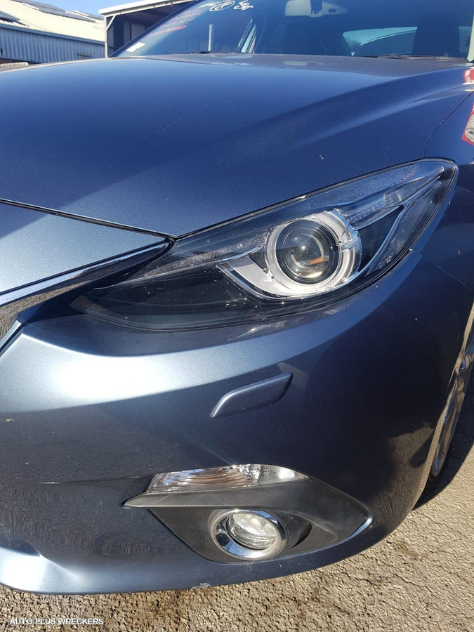 2016 Mazda 3 Right Rear Door Window