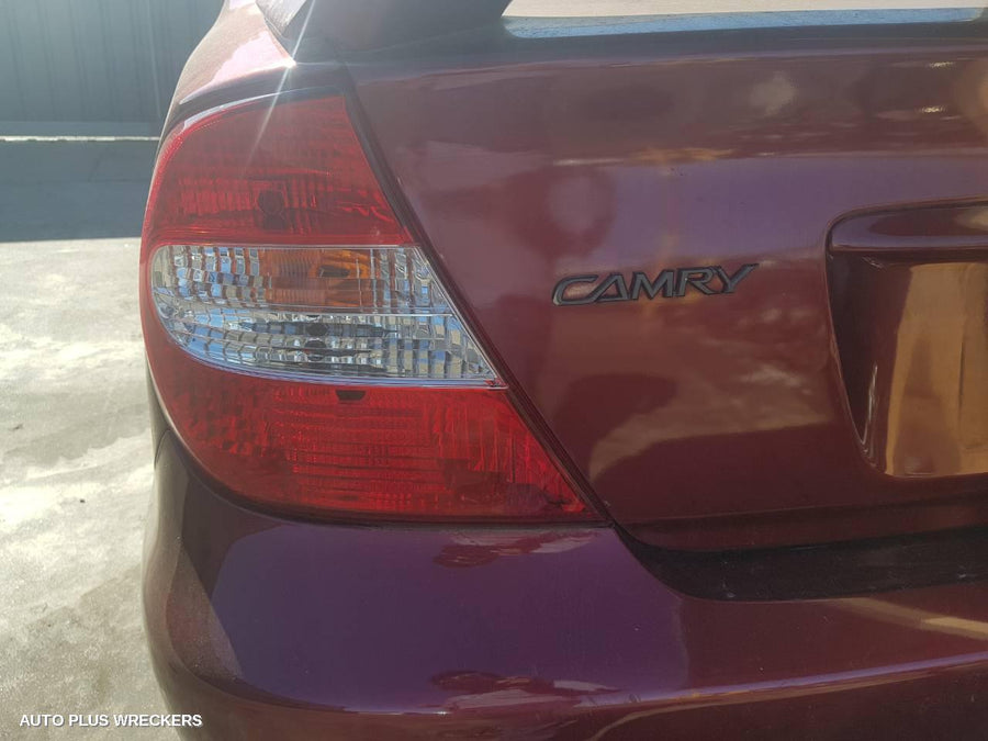 2002 Toyota Camry Right Headlamp