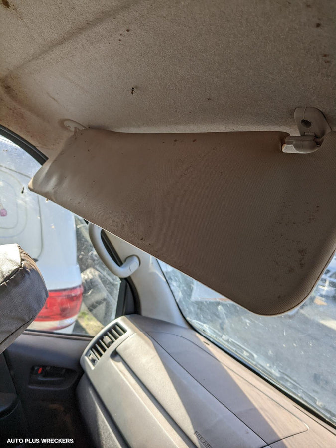 2011 Toyota Hiace Left Front Door Window