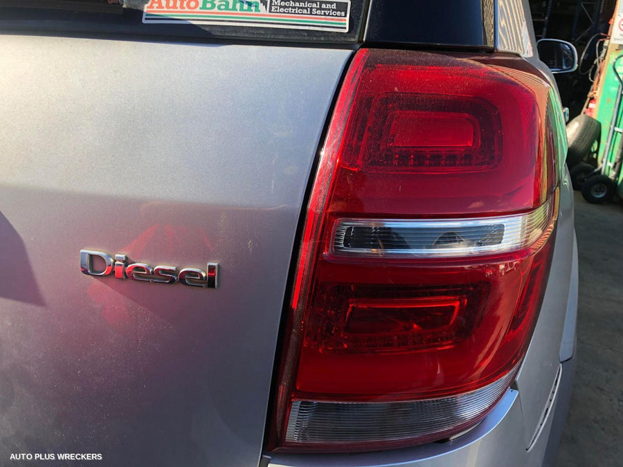 2016 Holden Captiva Left Front Window Reg Motor