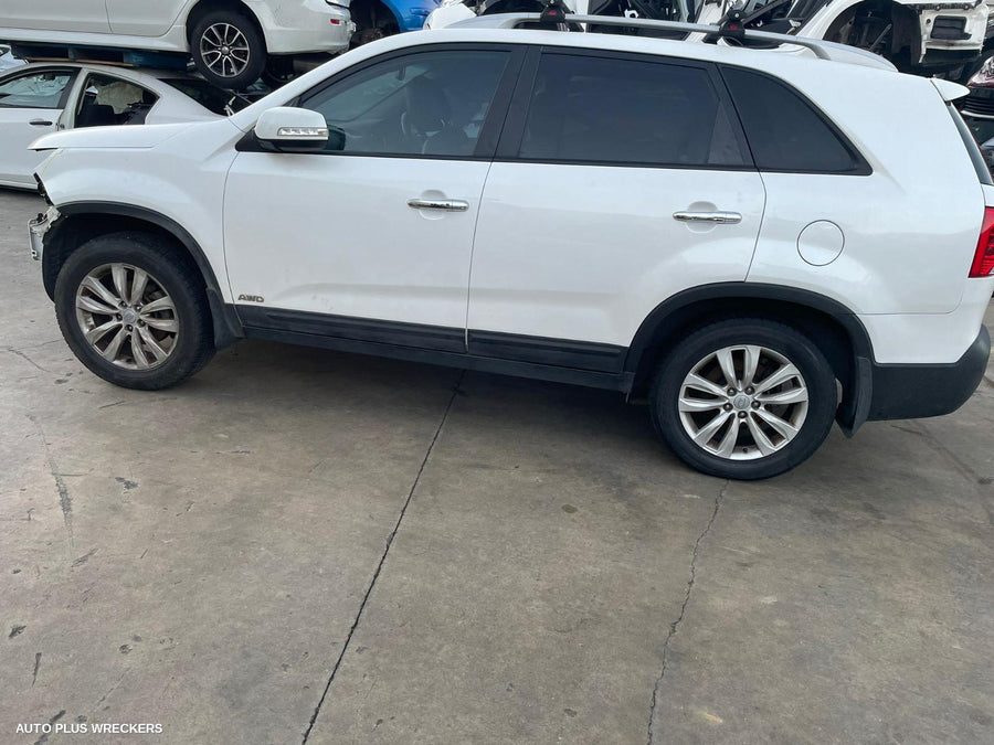 2012 Kia Sorento Left Indicator Fog Side