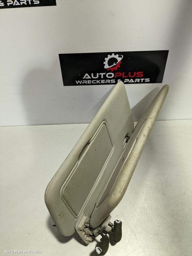 2009 Kia Carnival/grand Carnival Sunvisor