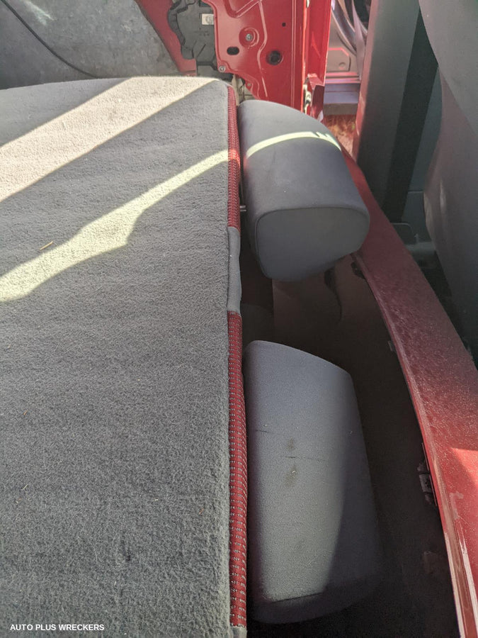 2006 Volkswagen Caddy Left Guard