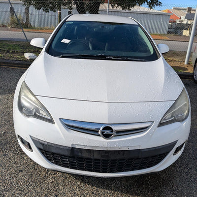 2012-2013 Opel Astra Bootlid Tailgate