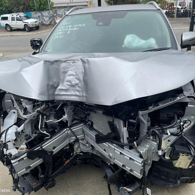 2021 Nissan Qashqai Column