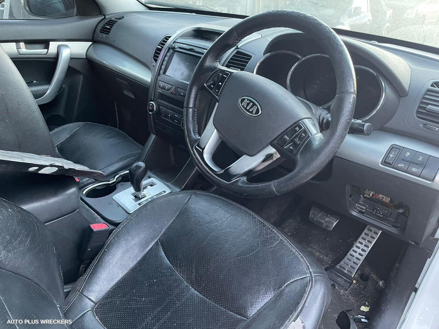 2012 Kia Sorento Left Indicator Fog Side