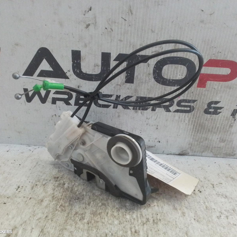 2018 Toyota Yaris Door Boot Gate Lock