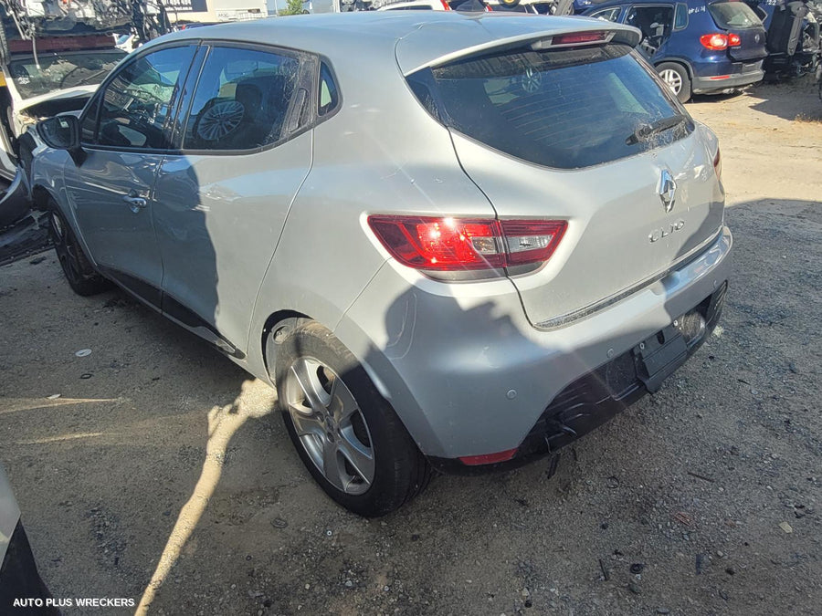 2014 Renault Clio Left Taillight