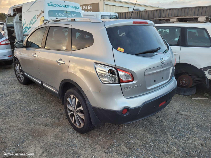 2010 Nissan Dualis Parcel Shelf