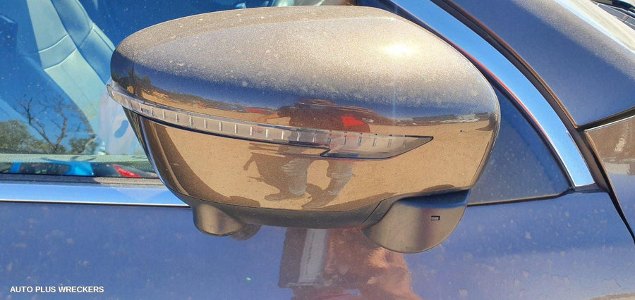 2017 Nissan Qashqai Headrest