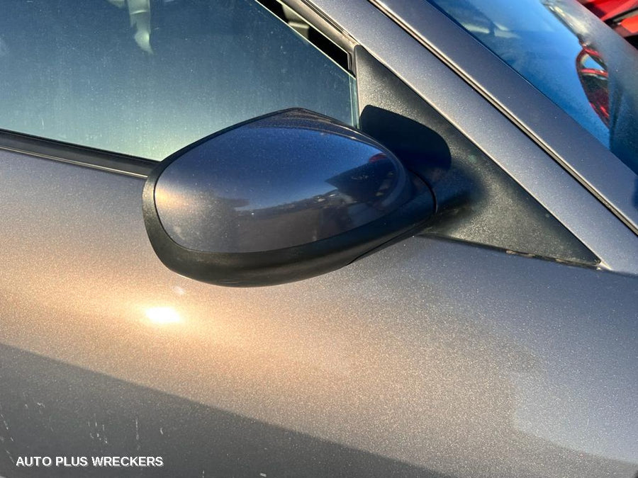 2006 Mazda Rx8 Right Rear Door Sliding