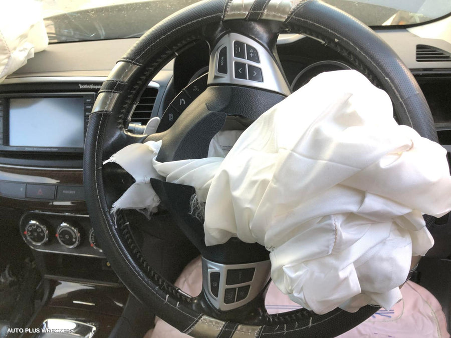 2010 Mitsubishi Lancer Right Front Door Window