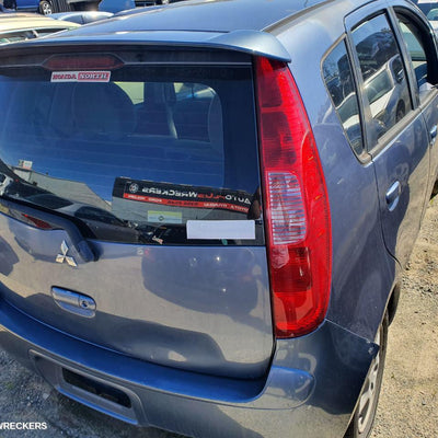 2005 Mitsubishi Colt Left Headlamp