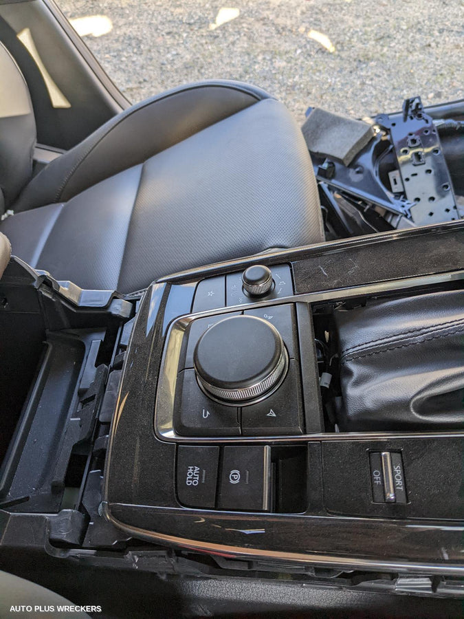 2022 Mazda Cx30 Console