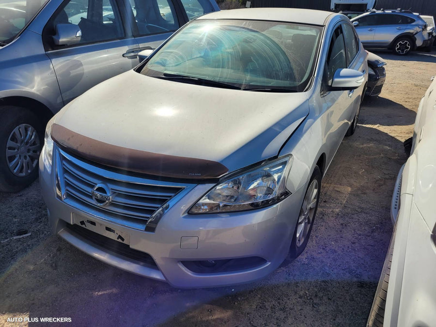 2015 Nissan Pulsar Right Door Mirror