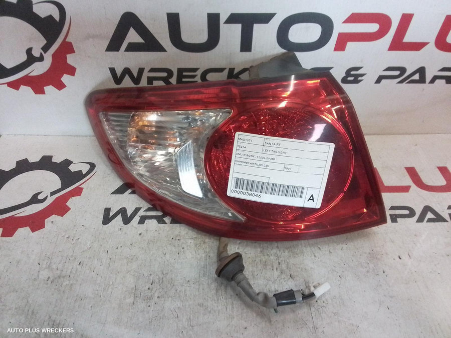 2007 Hyundai Santa Fe Left Taillight