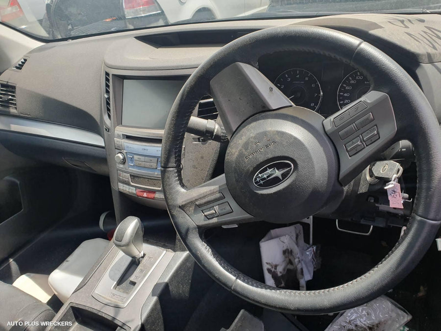 2011 Subaru Liberty Right Rear Door Sliding