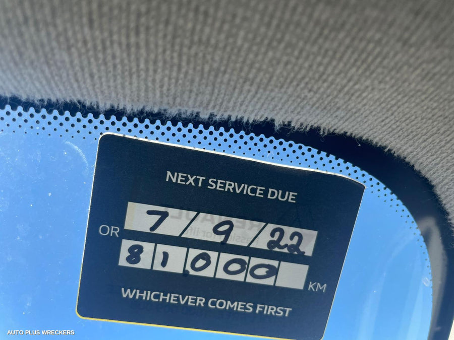 2015 Renault Captur Right Door Mirror