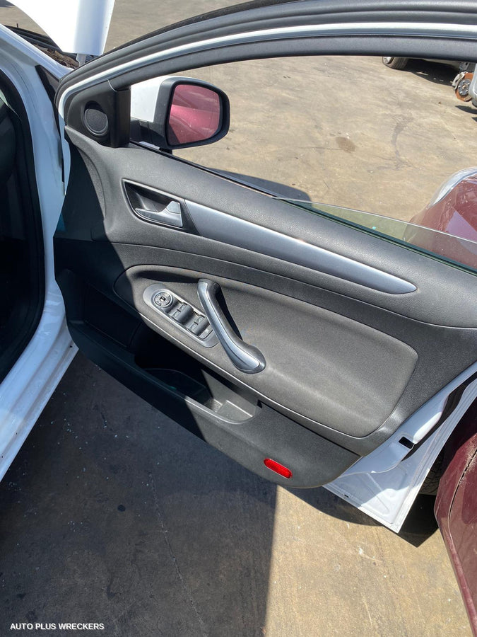 2012 Ford Mondeo Right Taillight