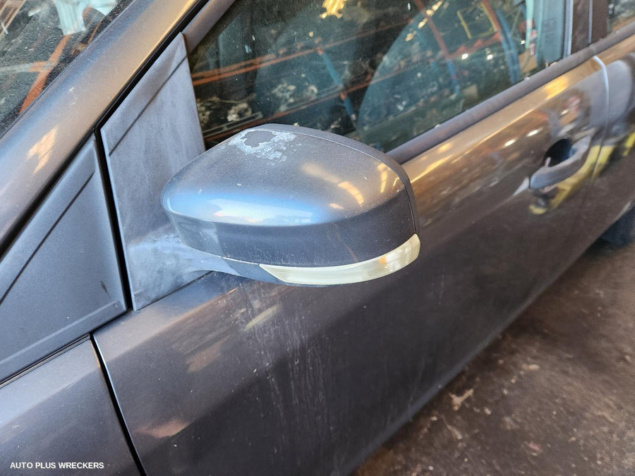 2008-2011 Ford Focus Left Door Mirror