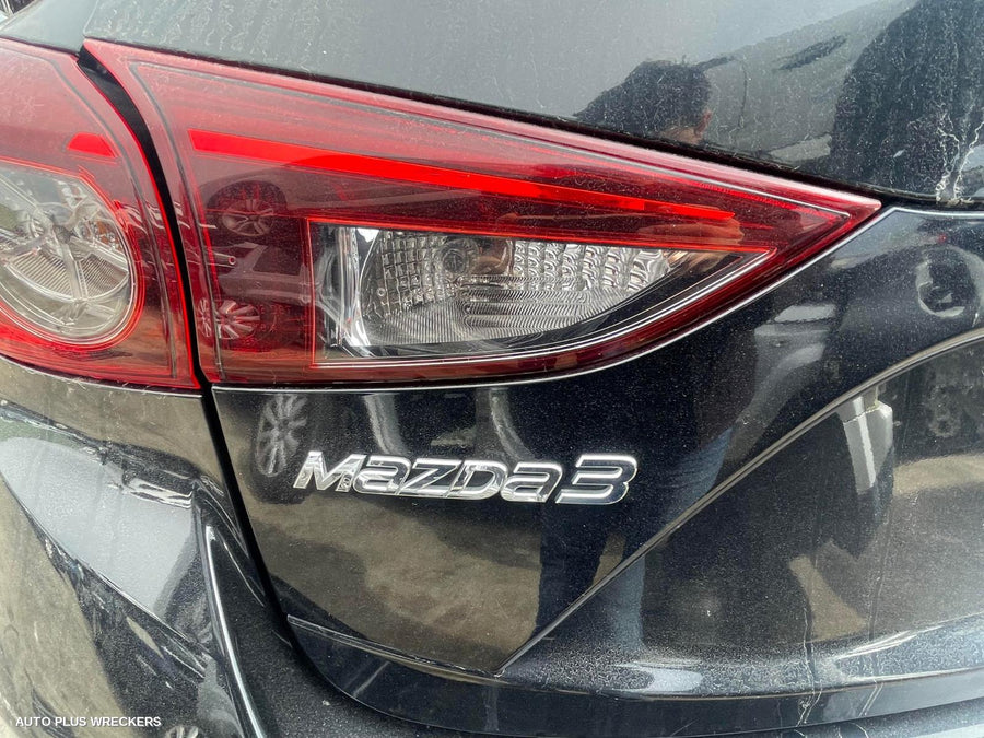 2014 Mazda 3 Left Front Window Reg Motor