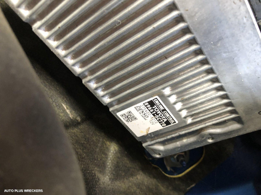 2017 Toyota Prius Pwr Dr Wind Switch